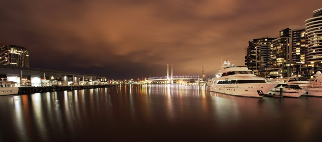Night Illuminated River Guided Boat Tour | Thames River Cruise London